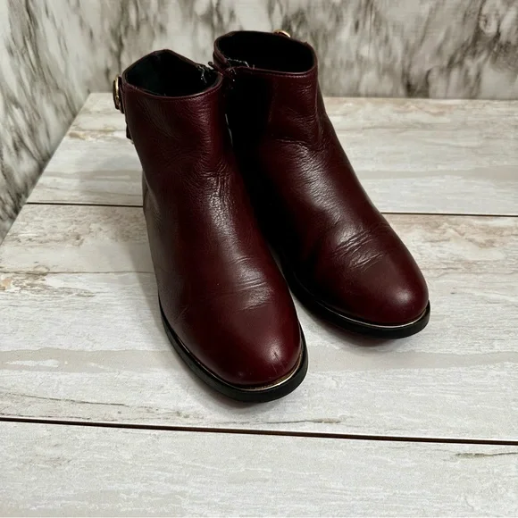 Zara Girls Sz 34 US Sz 2.5 3 Red Wine Leather Bootie Shoes Side Zip Gold Accents - Picture 5 of 10